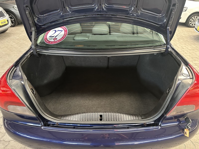 MONDEO 2.0 GLX 16V GASOLINA 4P MANUAL - 2000 - CAXIAS DO SUL