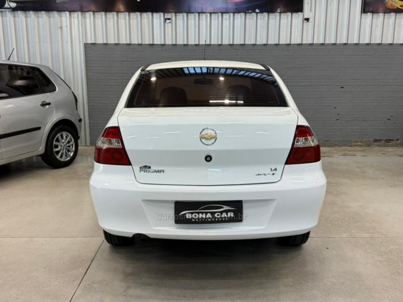 PRISMA 1.4 MPFI MAXX 8V FLEX 4P MANUAL - 2009 - CAXIAS DO SUL