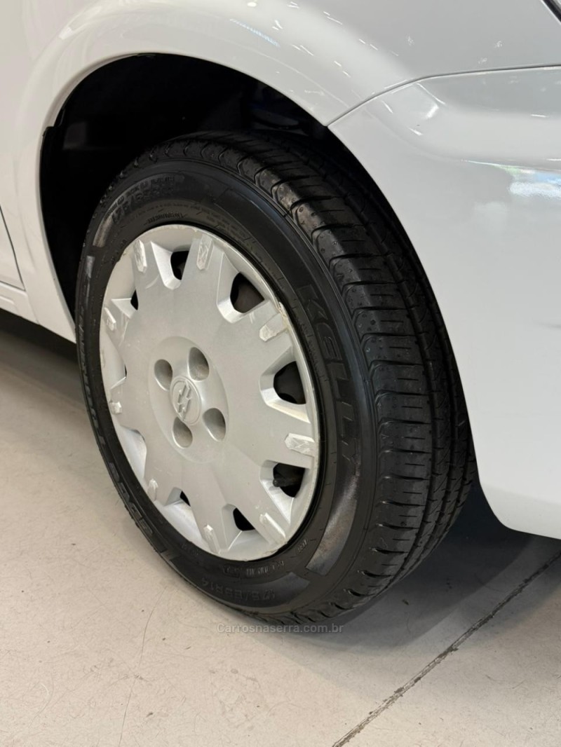 PRISMA 1.4 MPFI MAXX 8V FLEX 4P MANUAL - 2009 - CAXIAS DO SUL