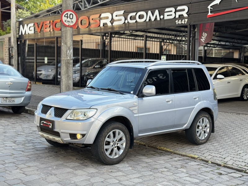 pajero tr4 2.0 4x4 16v 140cv flex 4p automatico 2010 caxias do sul
