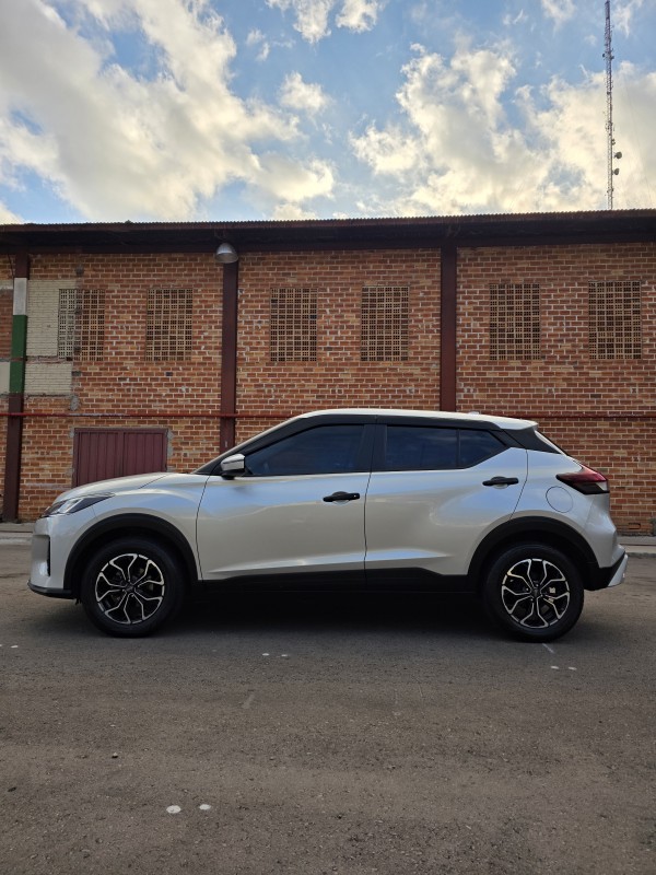KICKS 1.6 ACTIVE 16V FLEX 4P AUTOMÁTICO - 2024 - FLORES DA CUNHA