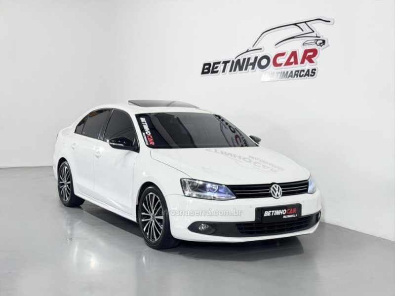 JETTA 2.0 COMFORTLINE FLEX 4P TIPTRONIC - 2012 - ESTâNCIA VELHA