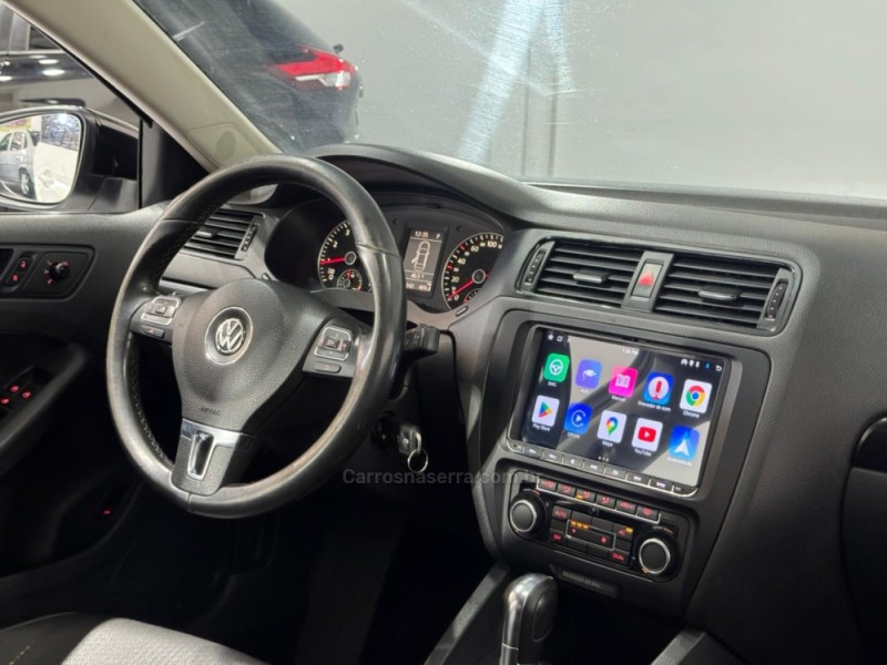 JETTA 2.0 COMFORTLINE FLEX 4P TIPTRONIC - 2012 - ESTâNCIA VELHA
