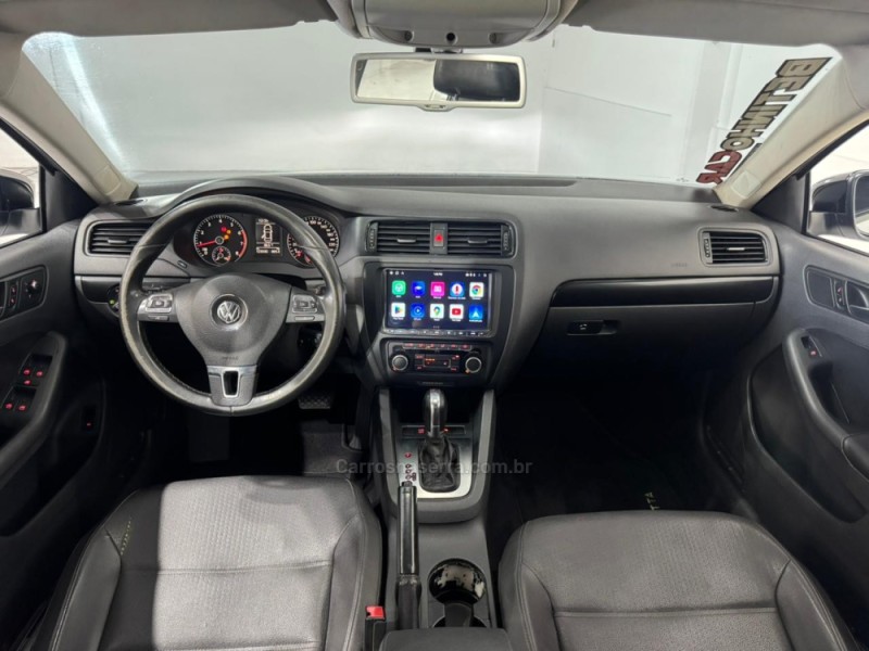 JETTA 2.0 COMFORTLINE FLEX 4P TIPTRONIC - 2012 - ESTâNCIA VELHA