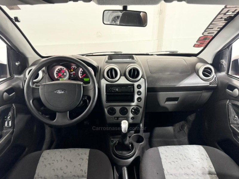 FIESTA 1.6 MPI CLASS HATCH 8V FLEX 4P MANUAL - 2013 - ESTâNCIA VELHA