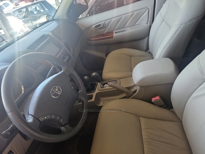 HILUX SW4 3.0 SRV 4X4 7 LUGARES 16V TURBO INTERCOOLER DIESEL 4P AUTOMÁTICO - 2009 - BENTO GONçALVES