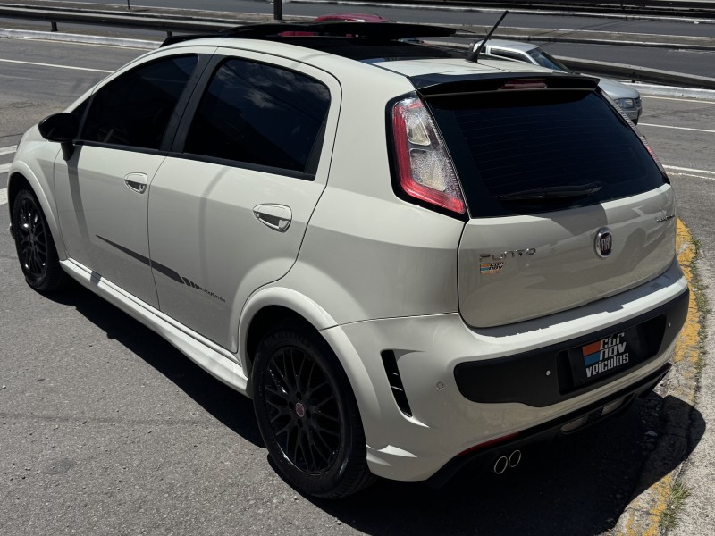 PUNTO 1.8 BLACKMOTION 16V FLEX 4P MANUAL - 2014 - CAXIAS DO SUL