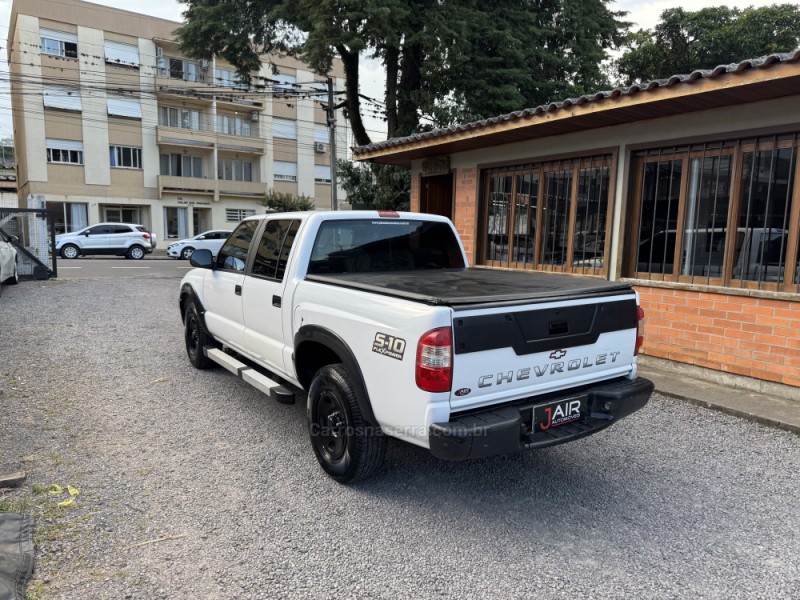 S10 2.4 MPFI ADVANTAGE 4X2 CD 8V FLEX 4P MANUAL - 2011 - GARIBALDI