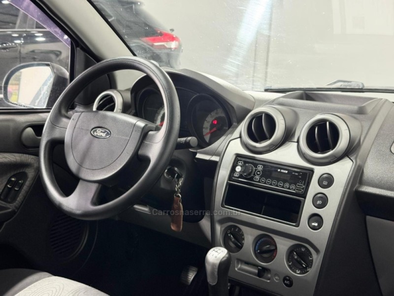 FIESTA 1.6 MPI CLASS SEDAN 8V FLEX 4P MANUAL - 2010 - ESTâNCIA VELHA