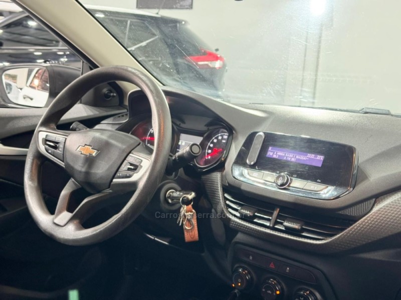 ONIX 1.0 LT 12V FLEX 4P MANUAL - 2021 - ESTâNCIA VELHA