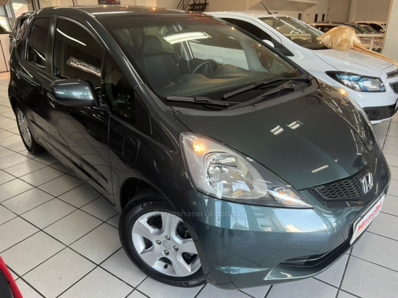 FIT 1.4 LX 8V GASOLINA 4P AUTOMÁTICO - 2010 - CAXIAS DO SUL