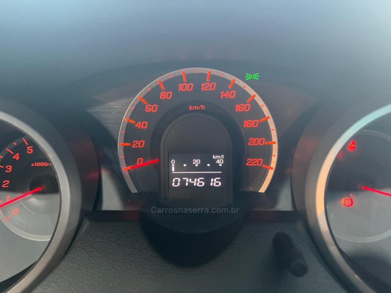 FIT 1.4 LX 8V GASOLINA 4P AUTOMÁTICO - 2010 - CAXIAS DO SUL