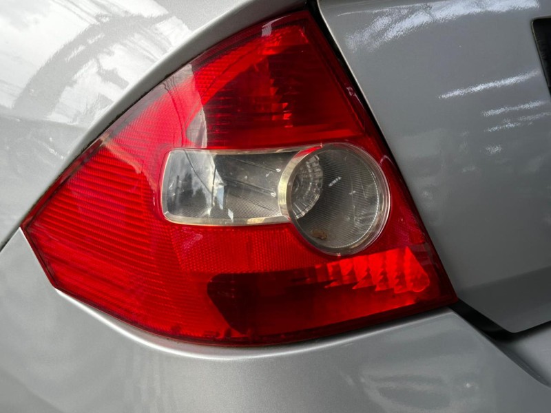 FIESTA 1.0 MPI SEDAN 8V FLEX 4P MANUAL - 2006 - CAXIAS DO SUL