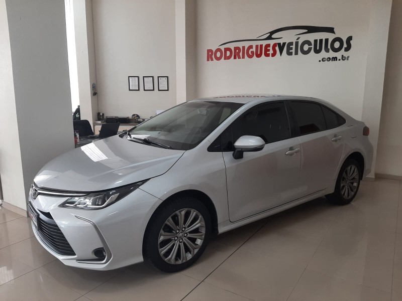 COROLLA 2.0 XEI 16V FLEX 4P AUTOMÁTICO - 2021 - CAXIAS DO SUL