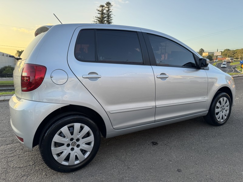 FOX 1.0 ITREND 8V FLEX 4P MANUAL - 2013 - DOIS IRMãOS