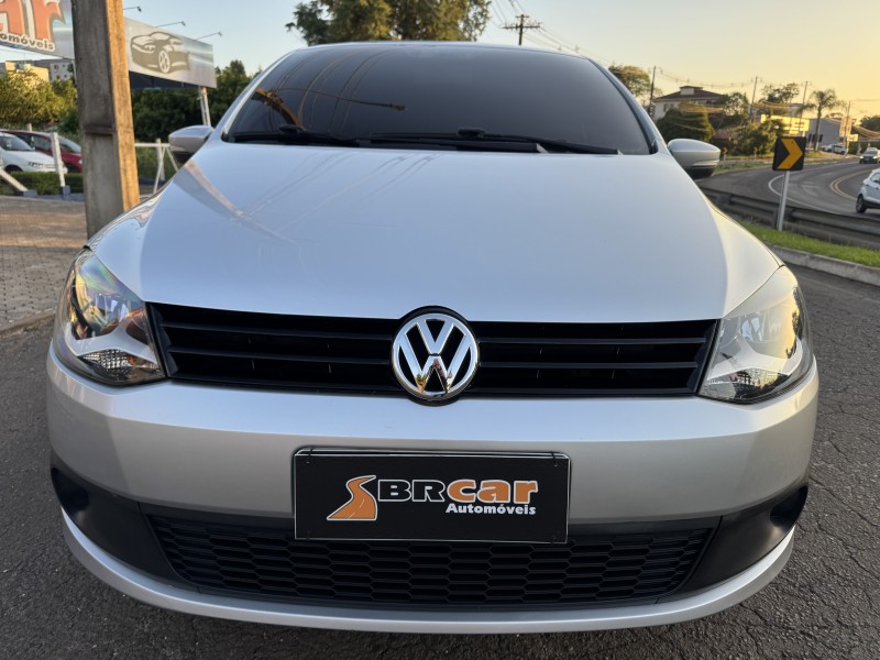 FOX 1.0 ITREND 8V FLEX 4P MANUAL - 2013 - DOIS IRMãOS