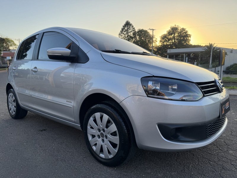 FOX 1.0 ITREND 8V FLEX 4P MANUAL - 2013 - DOIS IRMãOS