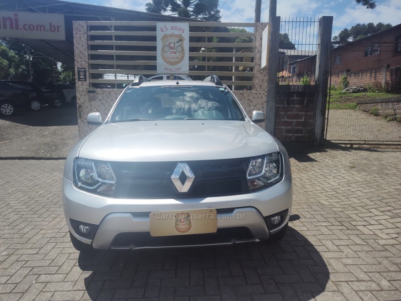DUSTER 1.6 DYNAMIQUE 4X2 16V FLEX 4P MANUAL - 2016 - CANELA
