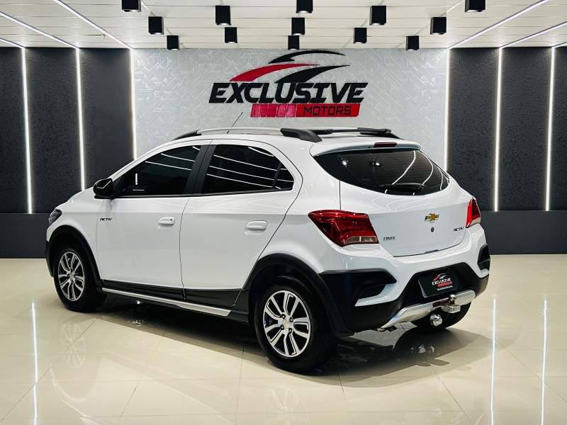 ONIX 1.4 MPFI ACTIV 8V FLEX 4P AUTOMÁTICO - 2018 - CAXIAS DO SUL