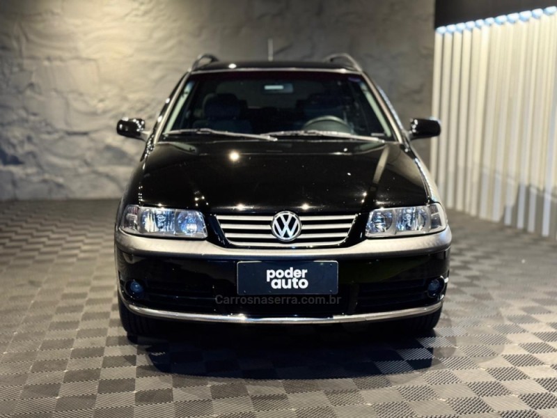 PARATI 2.0 MI CROSSOVER 8V GASOLINA 4P MANUAL G.III - 2005 - FARROUPILHA