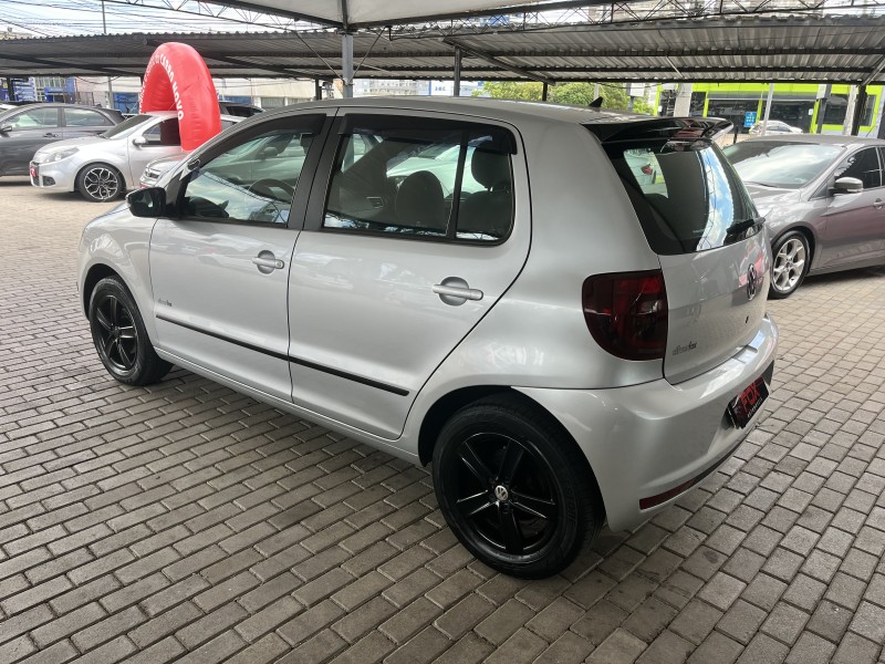 FOX 1.0 MI SILVERFOX 8V FLEX 4P MANUAL - 2013 - CAXIAS DO SUL