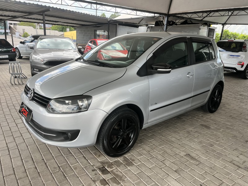 fox 1.0 mi silverfox 8v flex 4p manual 2013 caxias do sul