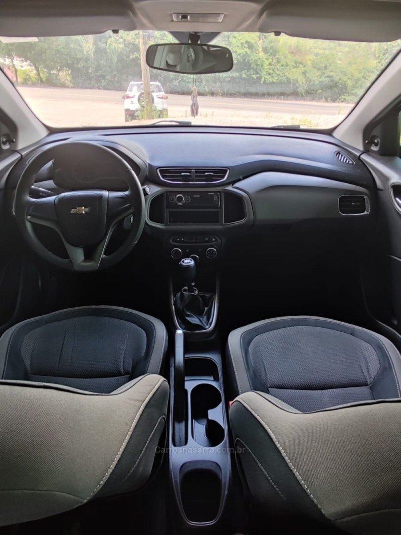 PRISMA 1.0 MPFI LT 8V FLEX 4P MANUAL - 2014 - VALE REAL