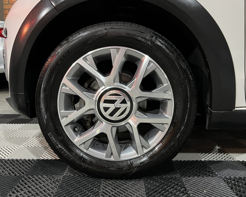 UP 1.0 CROSS T.FLEX 12V 4P MANUAL - 2016 - BENTO GONçALVES