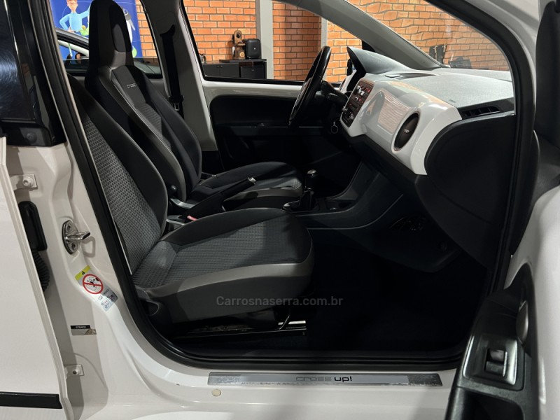 UP 1.0 CROSS T.FLEX 12V 4P MANUAL - 2016 - BENTO GONçALVES