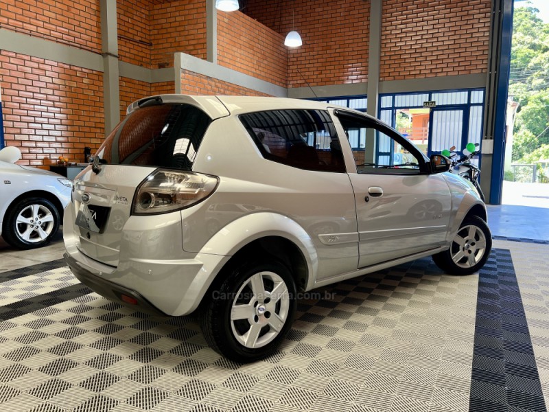 KA 1.0 MPI CLASS 8V FLEX 2P MANUAL - 2013 - BENTO GONçALVES