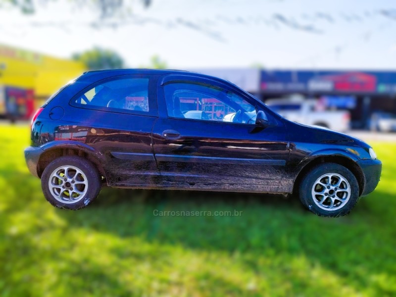 CELTA 1.0 MPFI SUPER 8V FLEX 2P MANUAL - 2002 - NOVO HAMBURGO