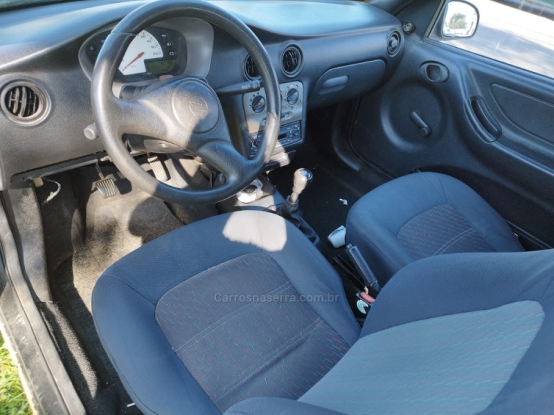 CELTA 1.0 MPFI SUPER 8V FLEX 2P MANUAL - 2002 - NOVO HAMBURGO