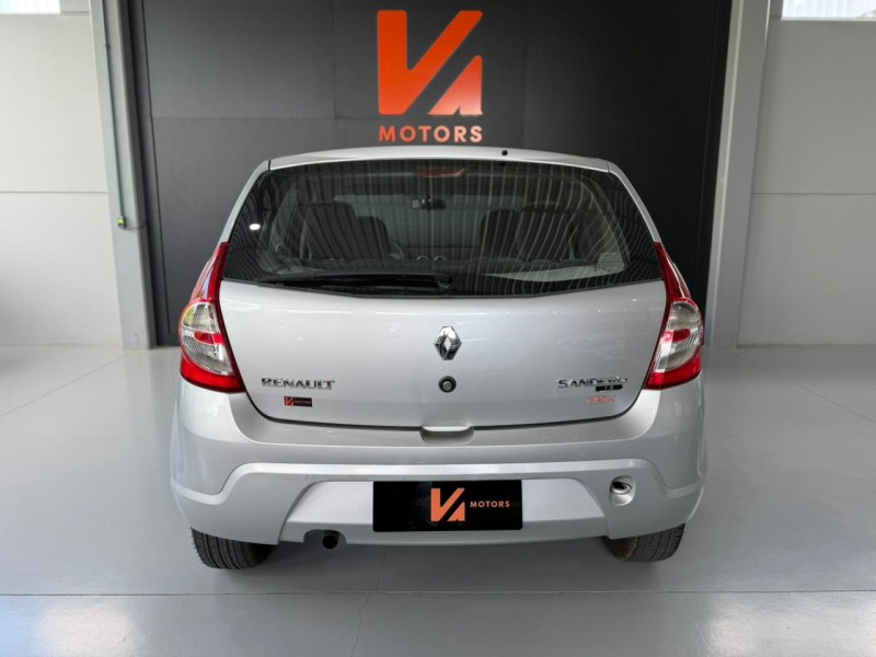 SANDERO 1.6 PRIVILÉGE 8V HI-FLEX 4P MANUAL - 2009 - CARLOS BARBOSA