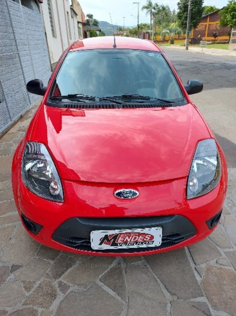 KA 1.0 I 8V GASOLINA 2P MANUAL - 2013 - TRêS COROAS