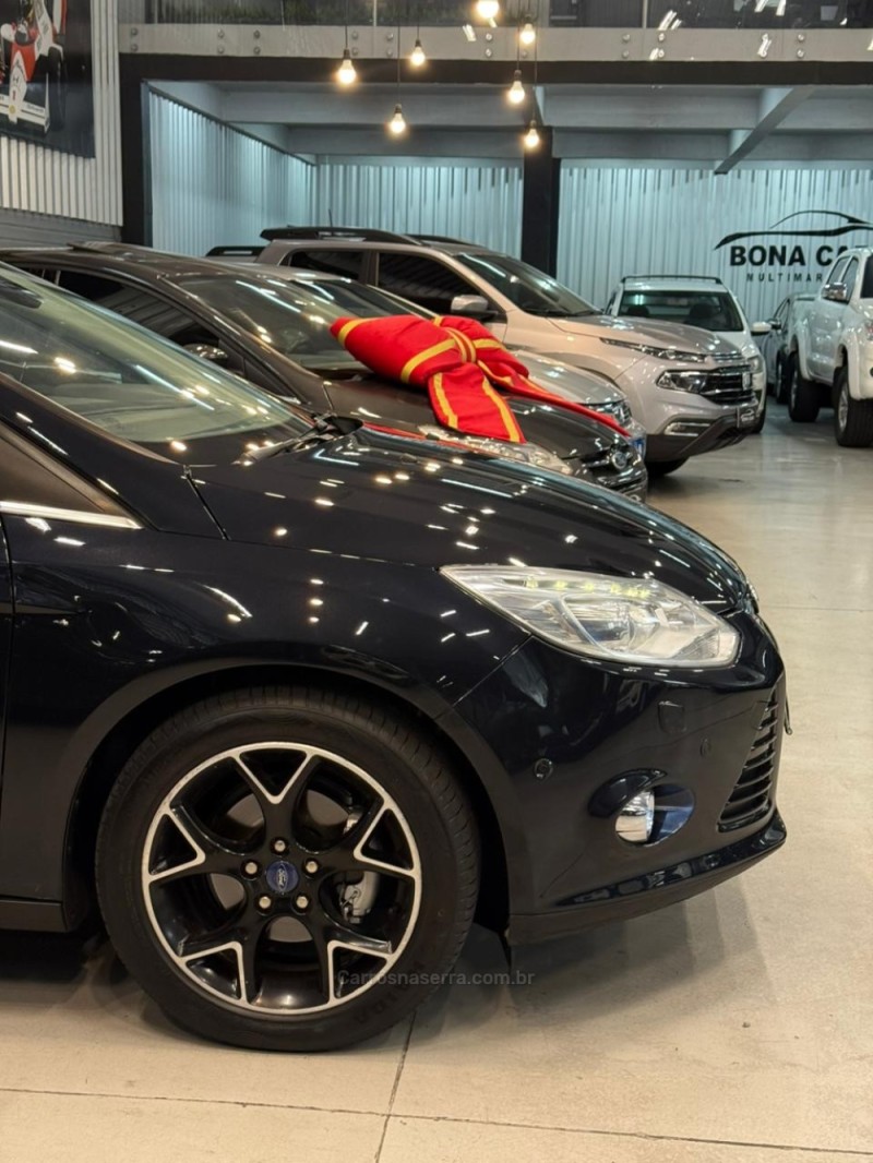 FOCUS 2.0 TITANIUM PLUS HATCH 16V FLEX 4P AUTO - 2015 - CAXIAS DO SUL