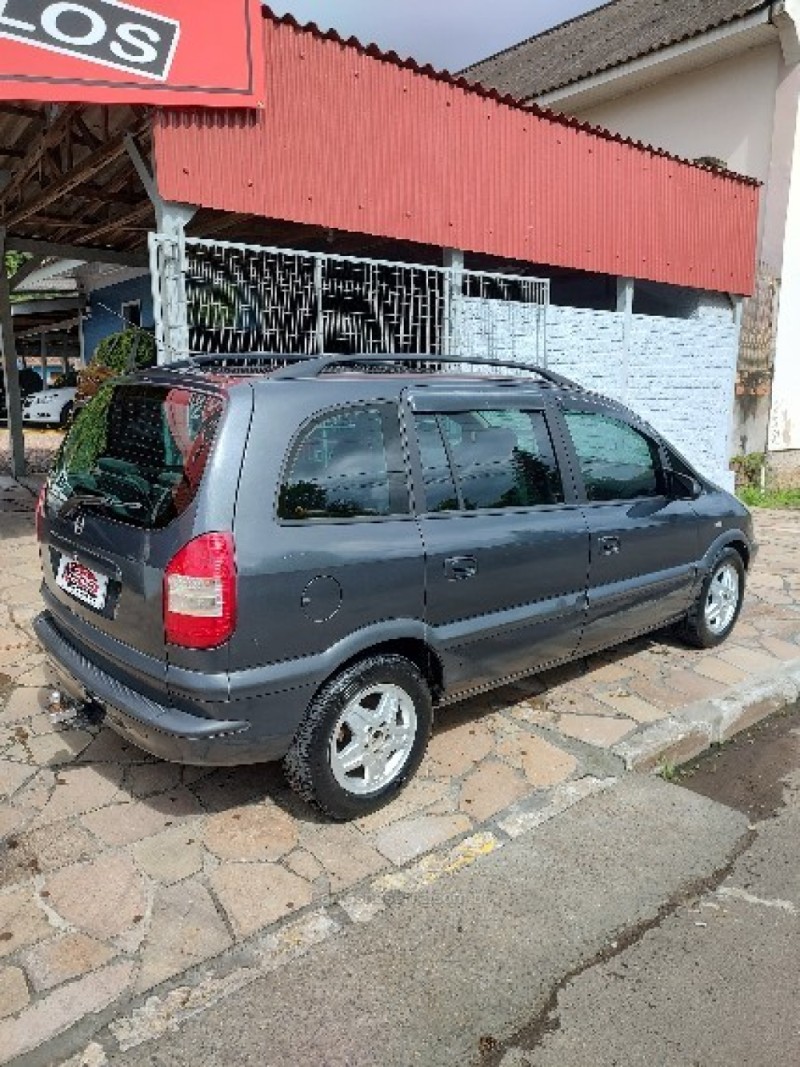 ZAFIRA 2.0 MPFI CD 8V GASOLINA 4P MANUAL - 2002 - TRêS COROAS