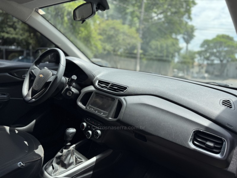 ONIX 1.0 LT 12V FLEX 4P MANUAL - 2014 - PAROBé