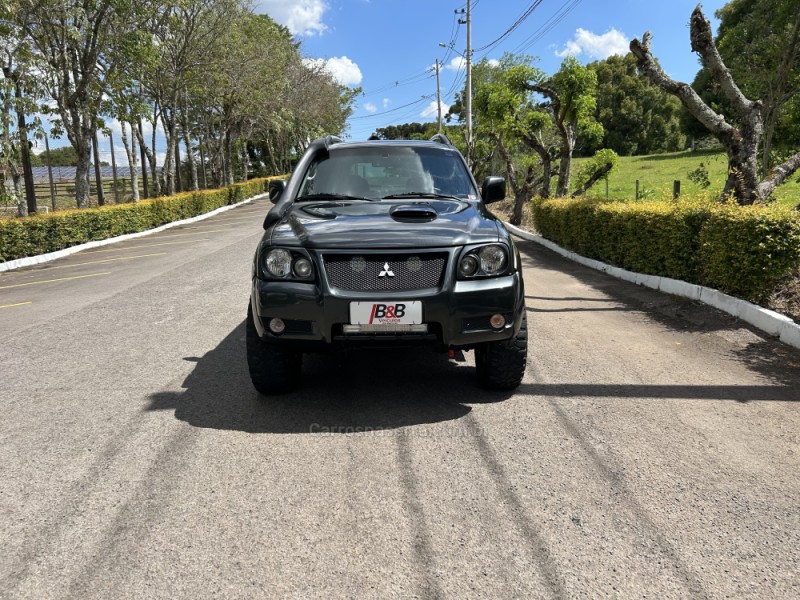 PAJERO 3.5 HPE 4X4 V6 24V FLEX 4P AUTOMÁTICO - 2007 - NOVA PRATA