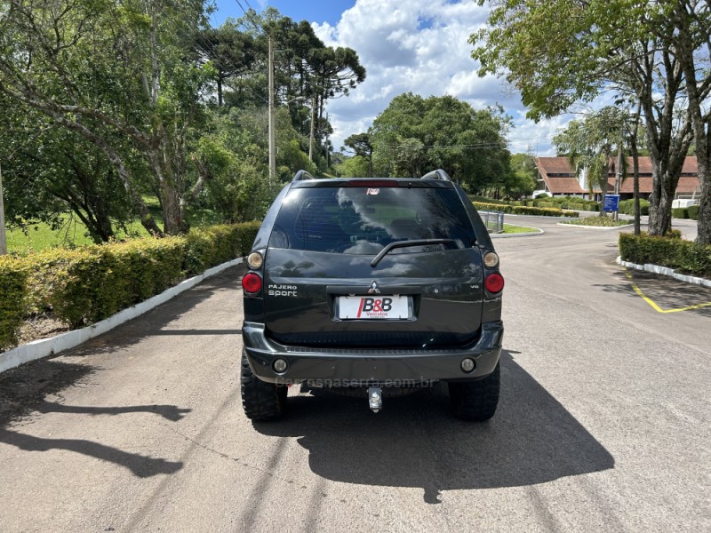 PAJERO 3.5 HPE 4X4 V6 24V FLEX 4P AUTOMÁTICO - 2007 - NOVA PRATA