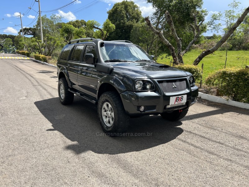 PAJERO 3.5 HPE 4X4 V6 24V FLEX 4P AUTOMÁTICO - 2007 - NOVA PRATA