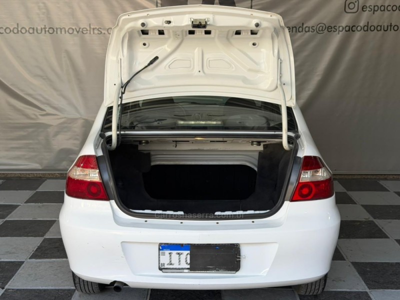 PRISMA 1.4 MPFI LT 8V FLEX 4P MANUAL - 2012 - NOVA PRATA