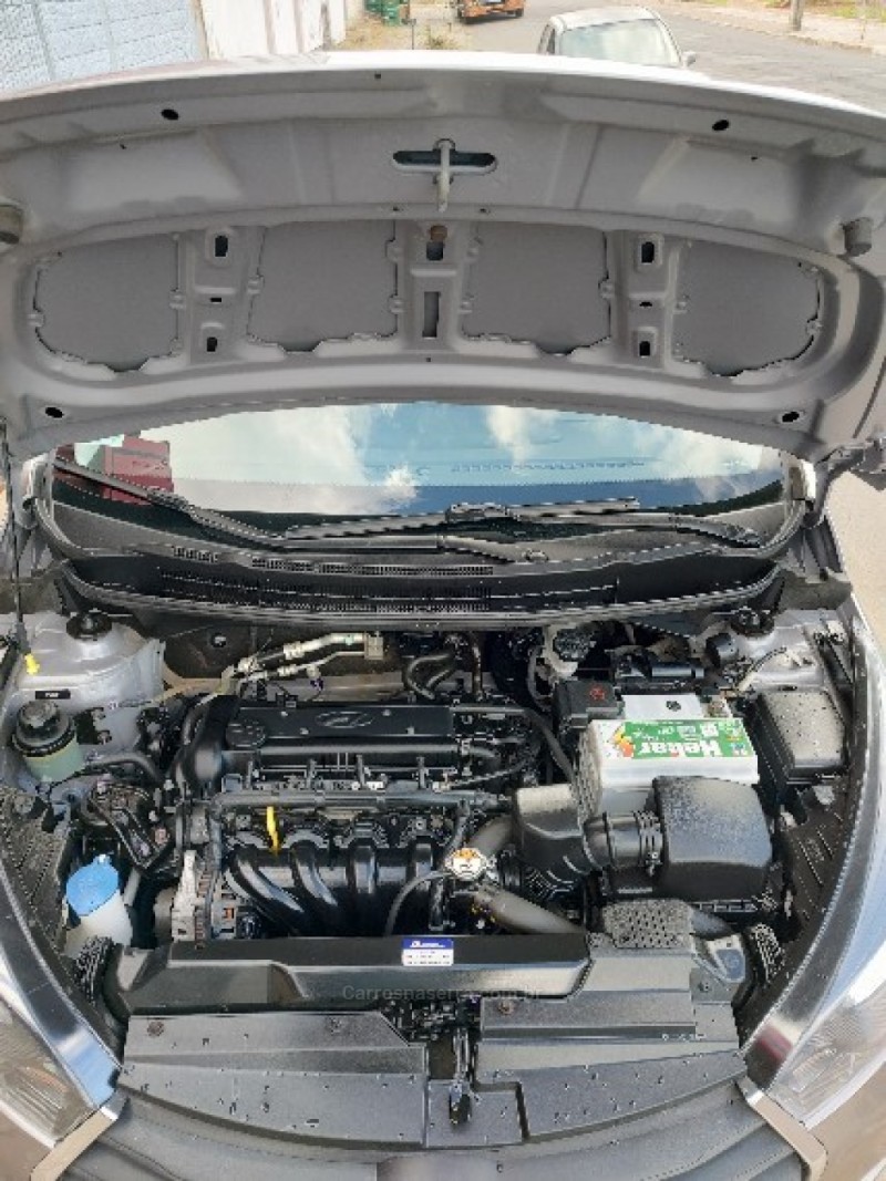 HB20 1.6 COMFORT PLUS 16V FLEX 4P AUTOMÁTICO - 2016 - TRêS COROAS