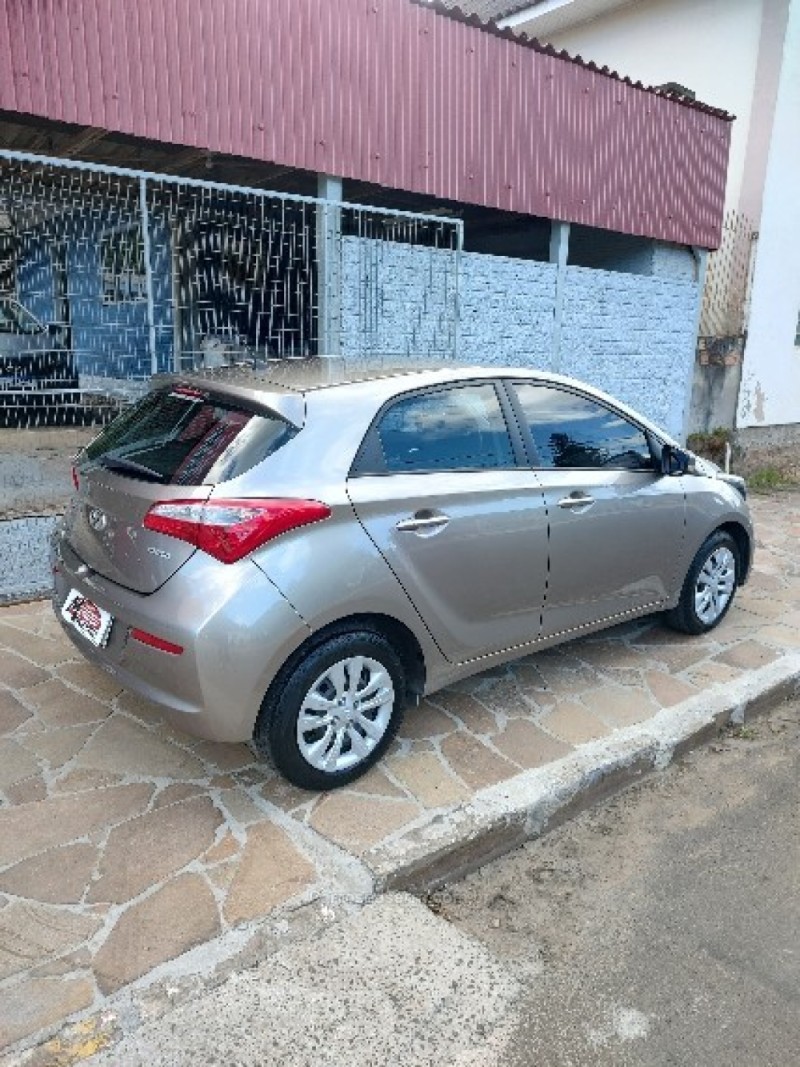HB20 1.6 COMFORT PLUS 16V FLEX 4P AUTOMÁTICO - 2016 - TRêS COROAS