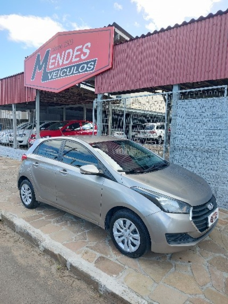 HB20 1.6 COMFORT PLUS 16V FLEX 4P AUTOMÁTICO - 2016 - TRêS COROAS