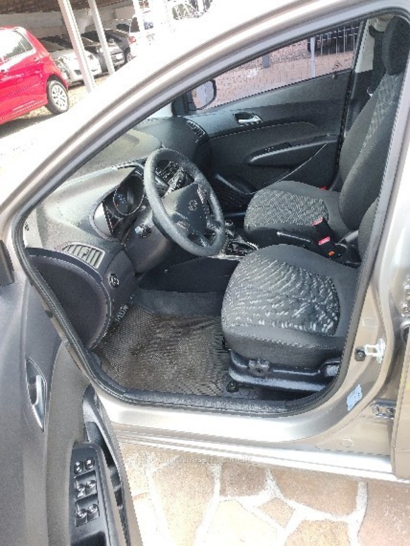 HB20 1.6 COMFORT PLUS 16V FLEX 4P AUTOMÁTICO - 2016 - TRêS COROAS