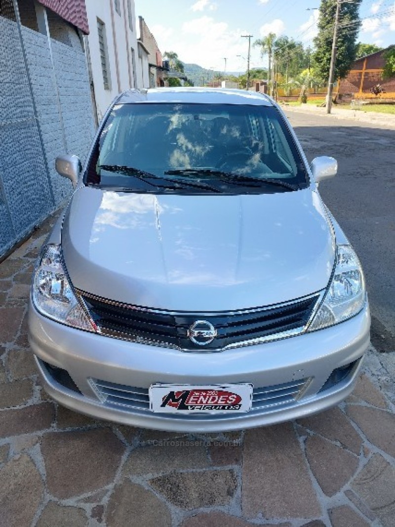 TIIDA 1.8 SL 16V FLEX 4P MANUAL - 2014 - TRêS COROAS