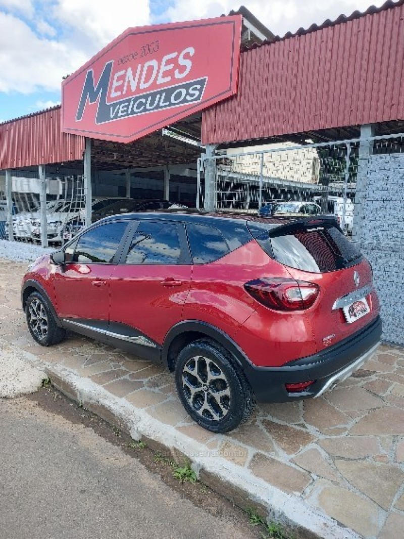 CAPTUR 1.6 16V SCE FLEX ZEN MANUAL - 2017 - TRêS COROAS