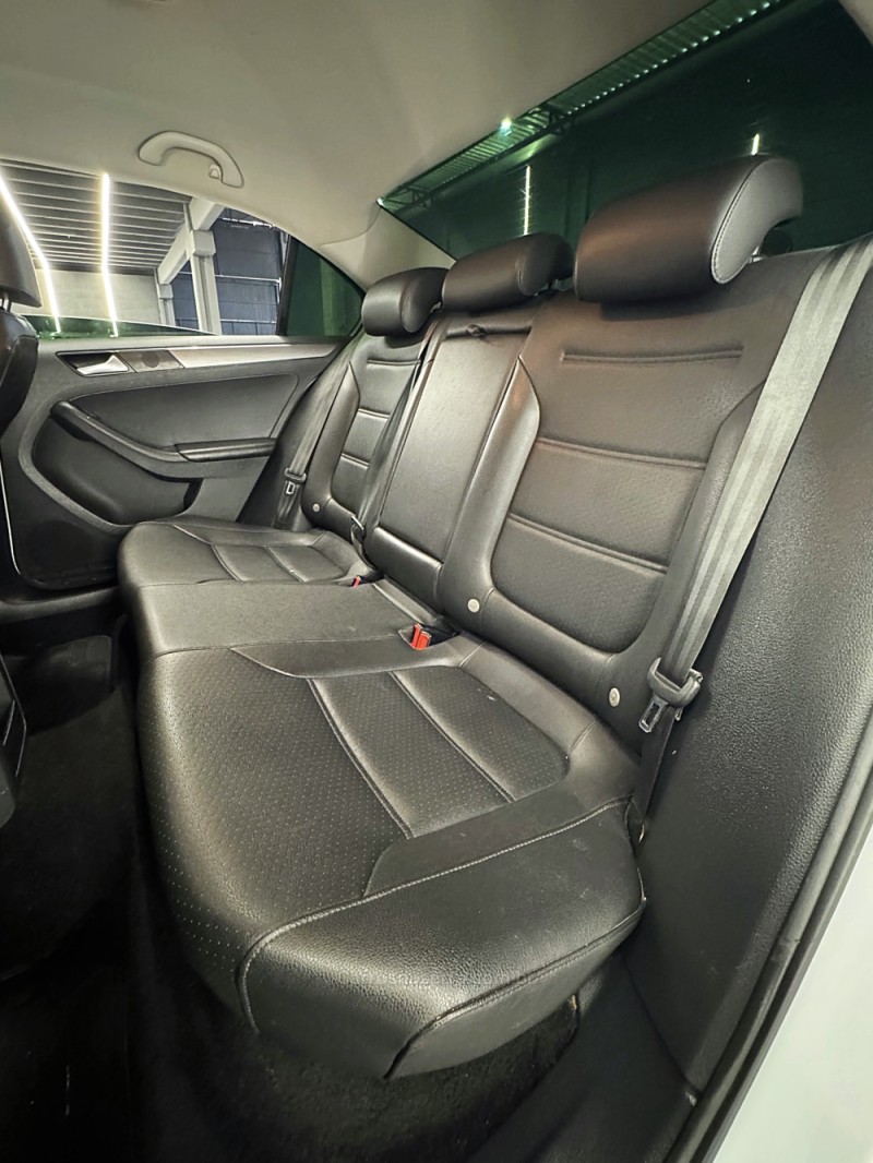 JETTA 1.4 16V TSI COMFORTLINE FLEX 4P TIPTRONIC - 2018 - PASSO FUNDO