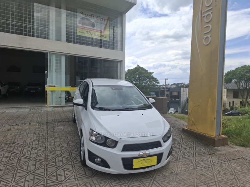 sonic 1.6 ltz sedan 16v flex 4p automatico 2014 caxias do sul