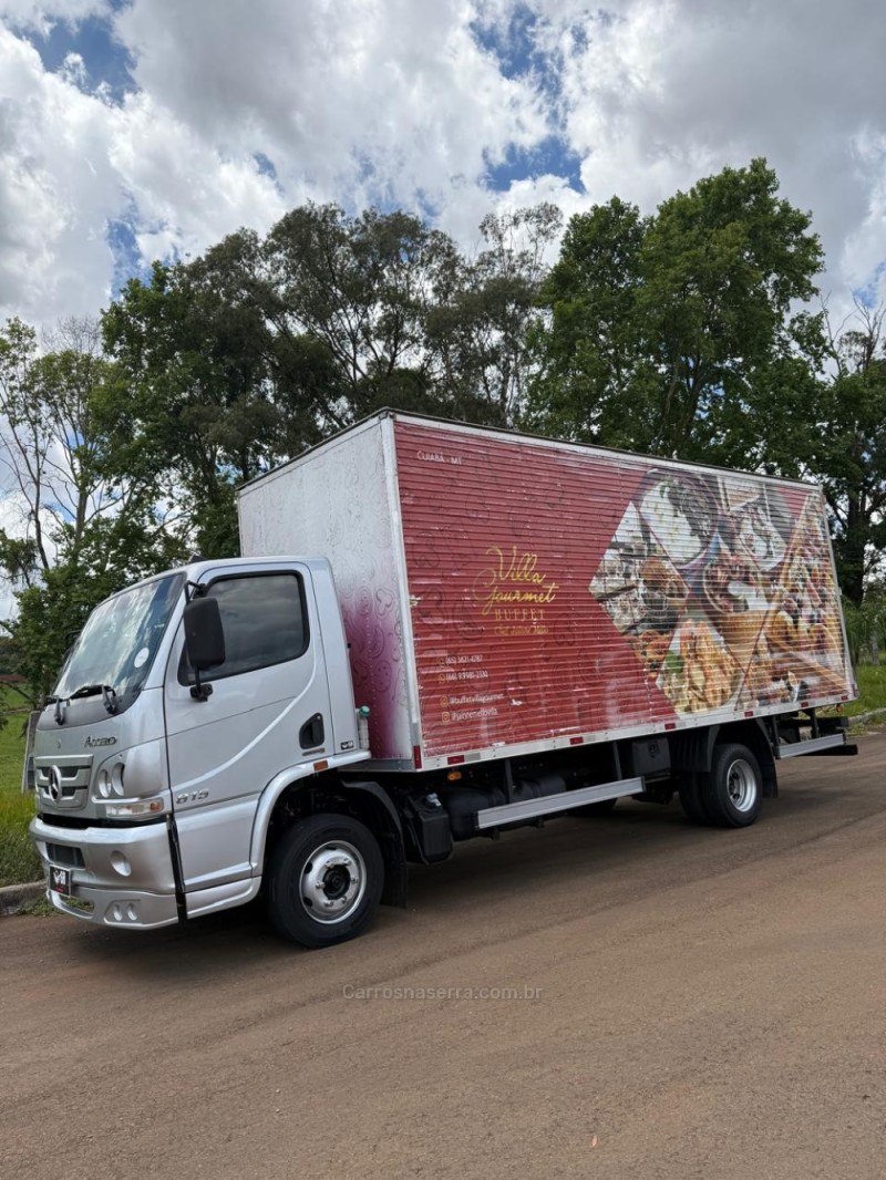 accelo 815  2014 ibiraiaras